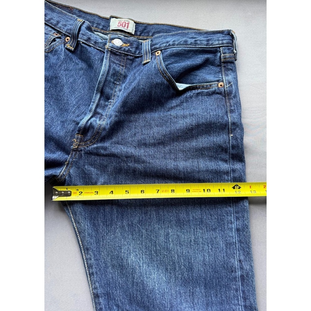 Levis 501 Jeans Men 36 X 30 Button Fly‎ Straight Blue Denim Made In Haiti - Picture 7 of 16